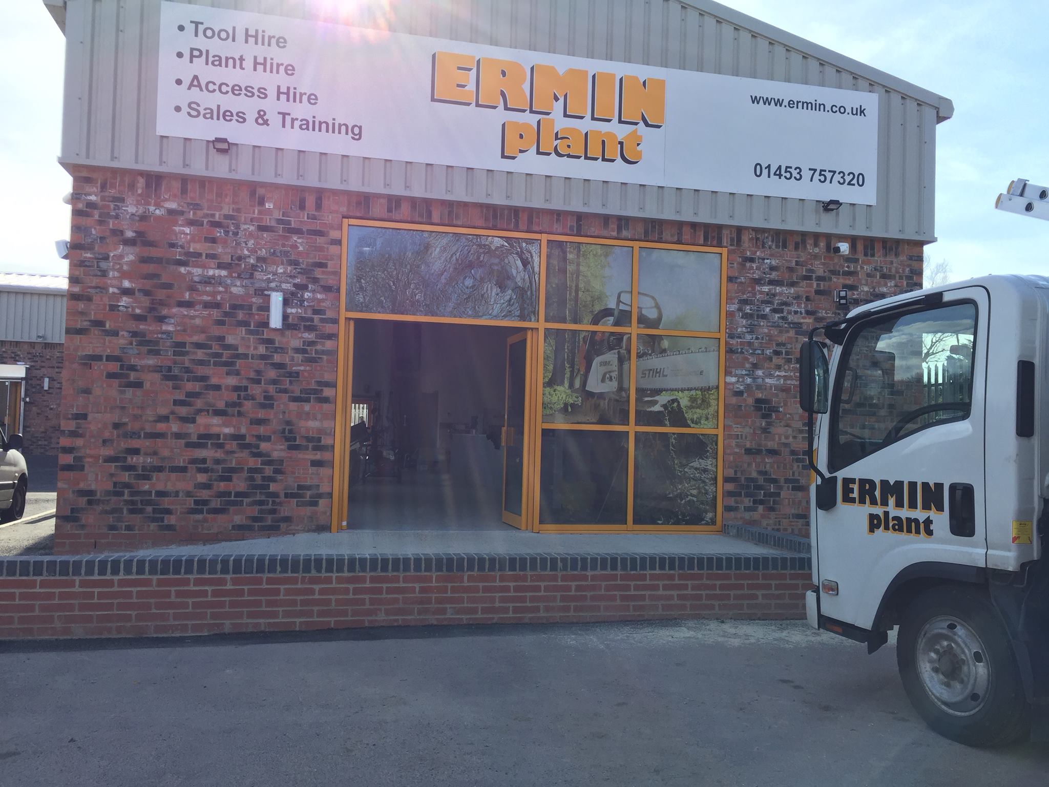 Ermin Plant Stroud exterior